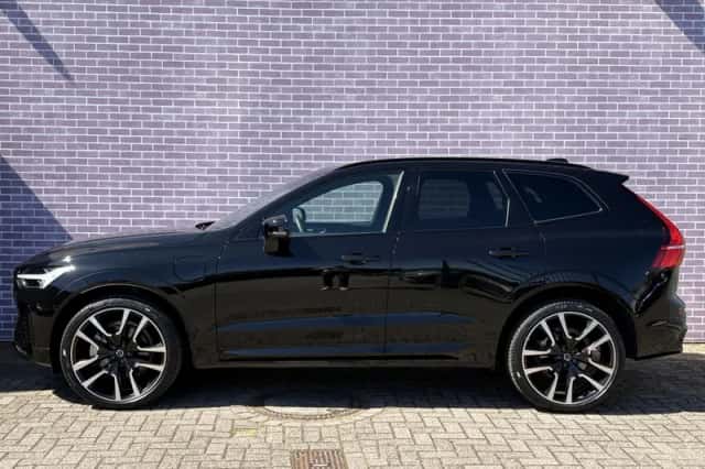 Volvo XC60 (2024) thumbnail 32