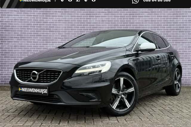 Volvo V40 (2019) thumbnail 1