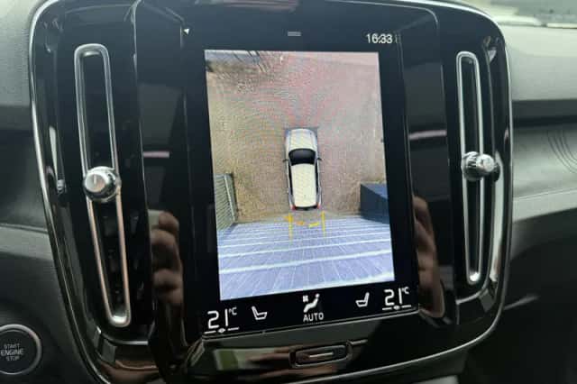 Volvo XC40 (2022) thumbnail 17