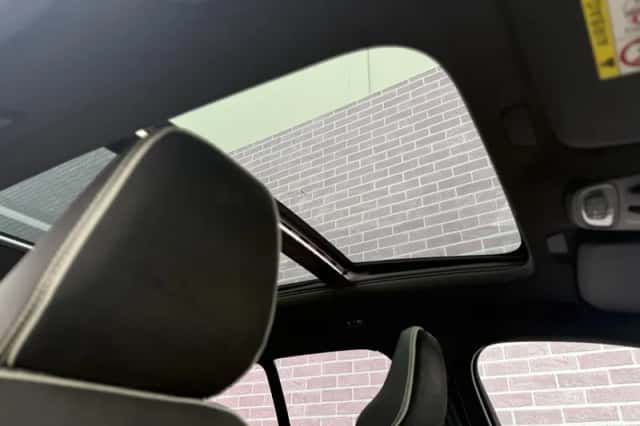 Volvo XC40 (2022) thumbnail 18