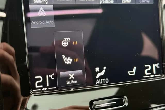 Volvo XC40 (2022) thumbnail 20