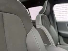 Volvo XC40 thumbnail 25
