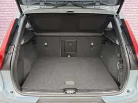 Volvo XC40 thumbnail 31