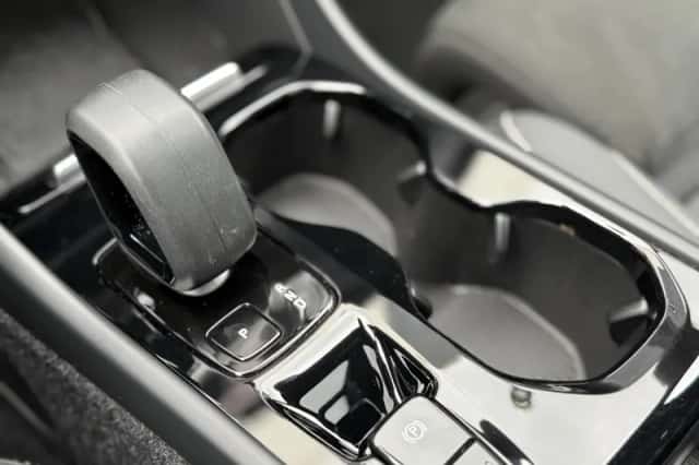 Volvo XC40 (2022) thumbnail 41