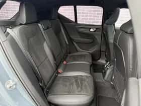 Volvo XC40 thumbnail 6