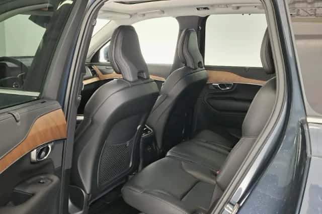 Volvo XC90 (2022) thumbnail 6
