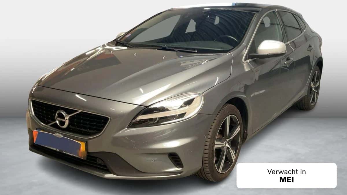 Volvo V40 (2018) — foto 1