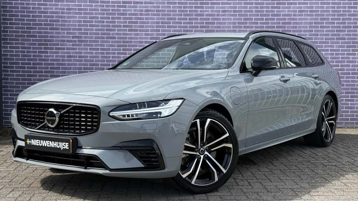 Volvo V90 — foto 1