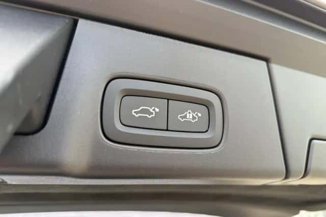 Volvo V90 (2025) thumbnail 14