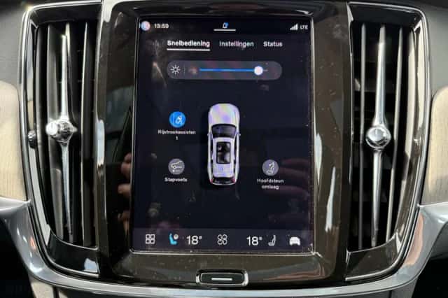 Volvo V90 (2025) thumbnail 27