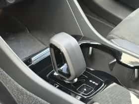 Volvo XC40 (2023) thumbnail 15