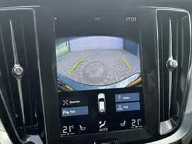 Volvo V60 (2022) thumbnail 18