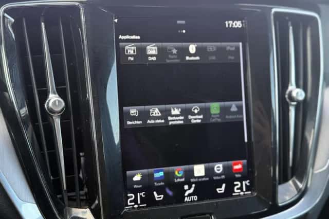 Volvo V60 (2022) thumbnail 19