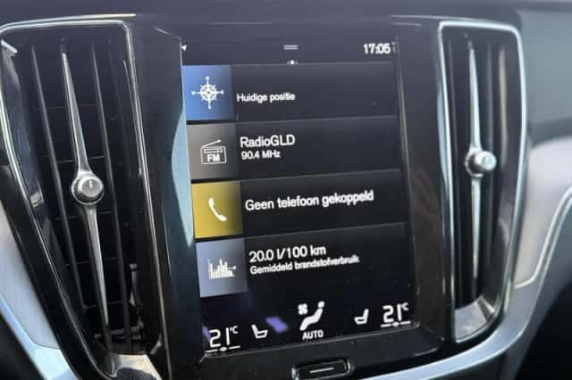 Volvo V60 (2022) thumbnail 21