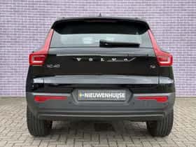Volvo XC40 (2018) thumbnail 11