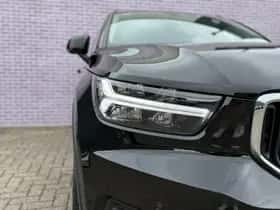 Volvo XC40 (2018) thumbnail 9