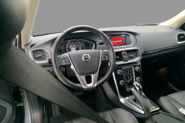 Volvo V40 (2019) thumbnail 4