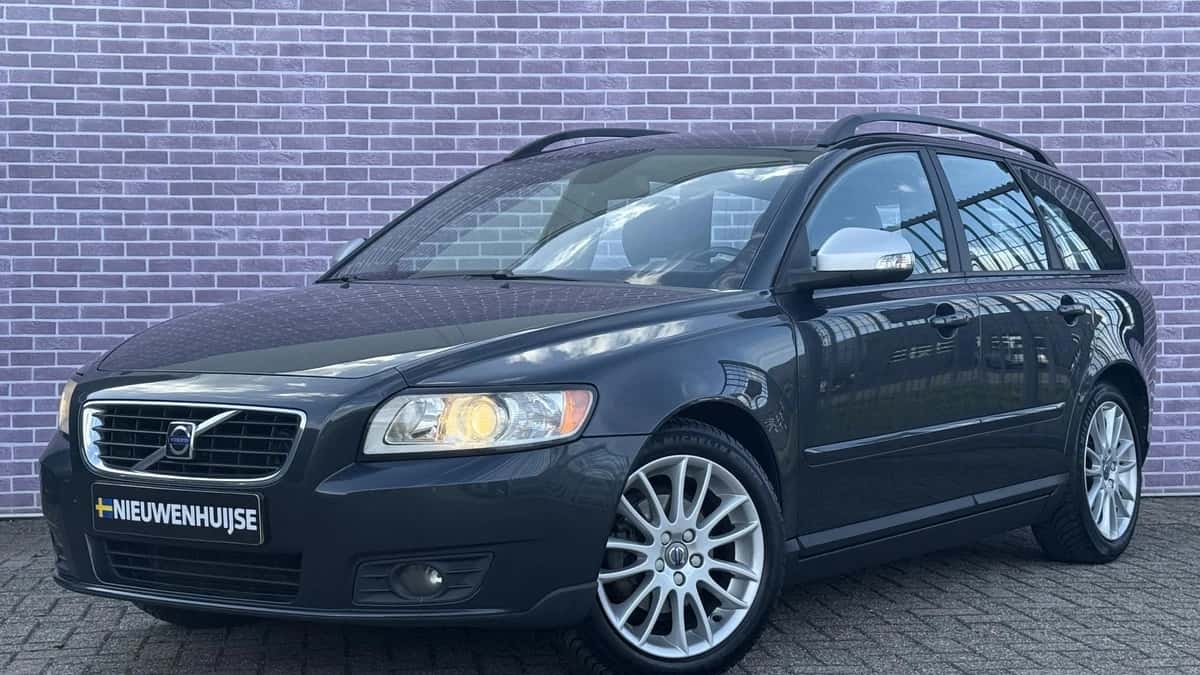Volvo V50 — foto 1