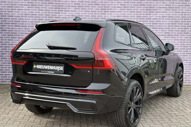 Volvo XC60 (2025) thumbnail 3