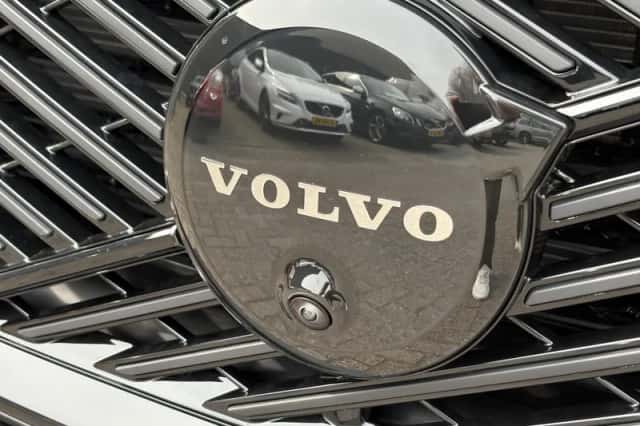 Volvo XC60 (2025) thumbnail 32