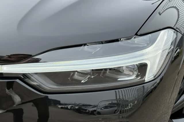 Volvo XC60 (2025) thumbnail 7