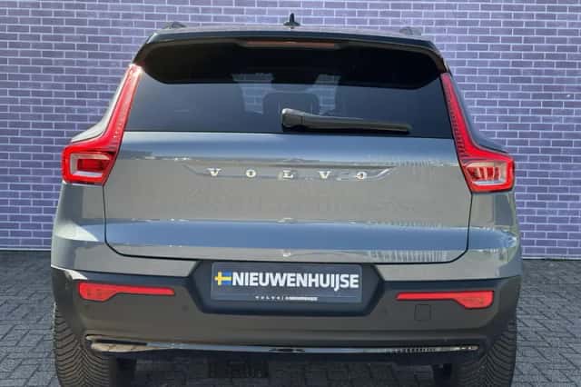 Volvo XC40 (2021) thumbnail 15