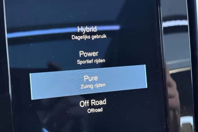 Volvo XC40 (2021) thumbnail 16