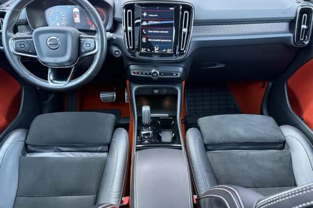 Volvo XC40 (2021) thumbnail 5