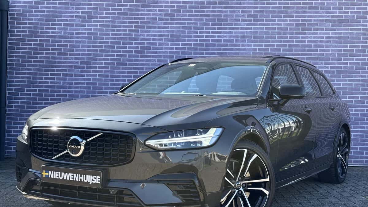 Volvo V90 — foto 1