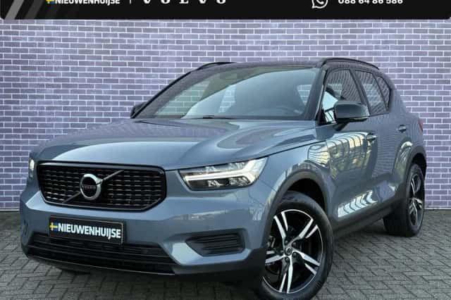 Volvo XC40 (2022) thumbnail 1