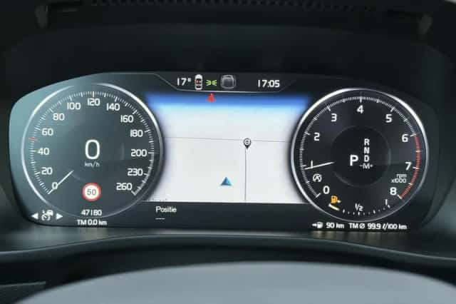 Volvo XC40 (2022) thumbnail 24