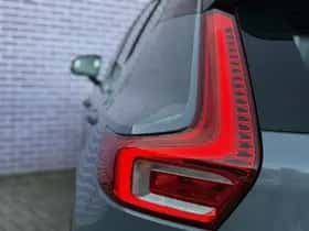 Volvo XC40 thumbnail 8