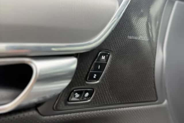Volvo V90 (2018) thumbnail 23