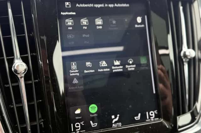 Volvo V90 (2018) thumbnail 37