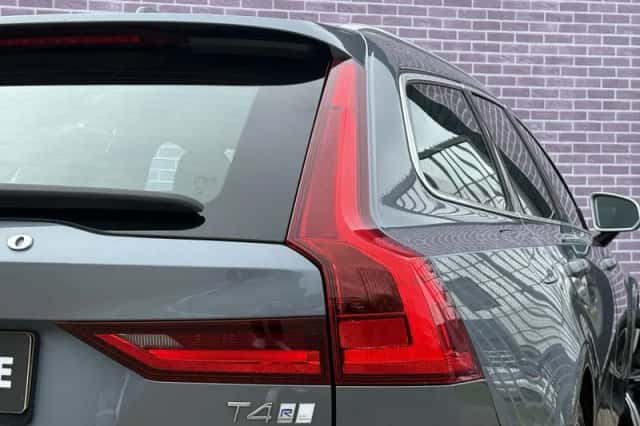 Volvo V90 (2018) thumbnail 10