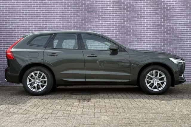 Volvo XC60 (2018) thumbnail 16