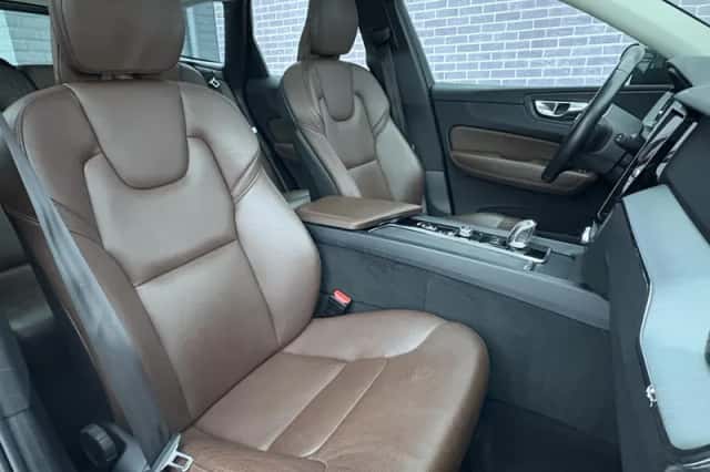 Volvo XC60 (2018) thumbnail 6