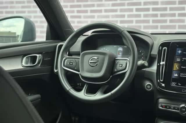 Volvo XC40 (2021) thumbnail 11