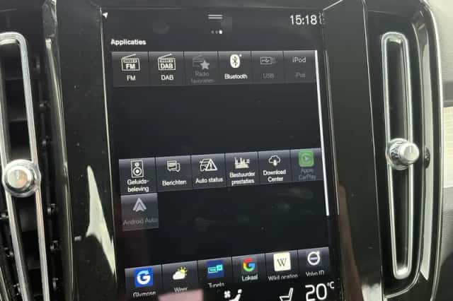 Volvo XC40 (2021) thumbnail 17