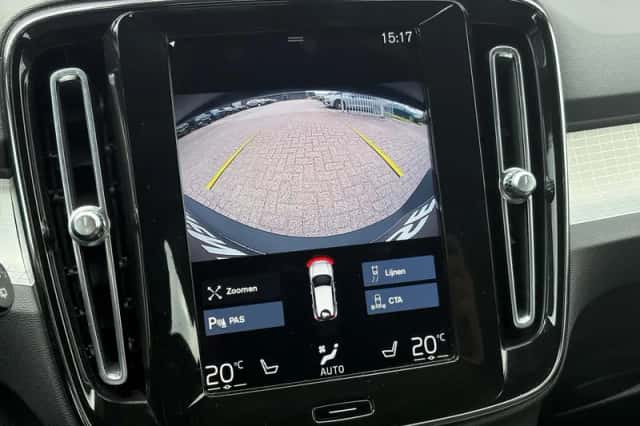 Volvo XC40 (2021) thumbnail 20