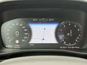 Volvo XC40 thumbnail 25