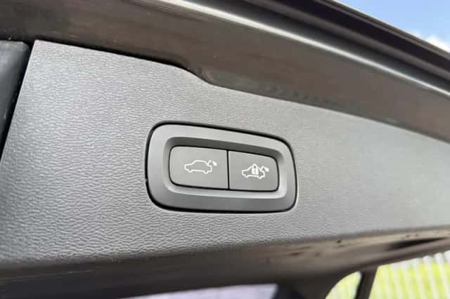 Volvo V60 (2020) thumbnail 13