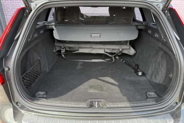 Volvo V60 (2020) thumbnail 15