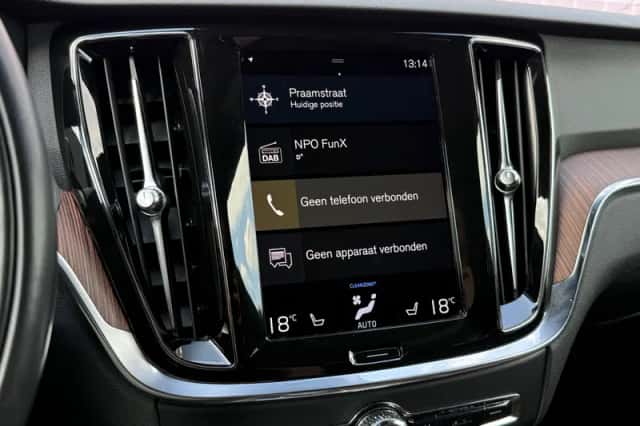 Volvo V60 (2020) thumbnail 24