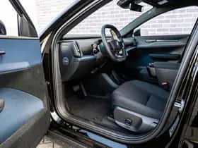 Volvo EX30 thumbnail 13