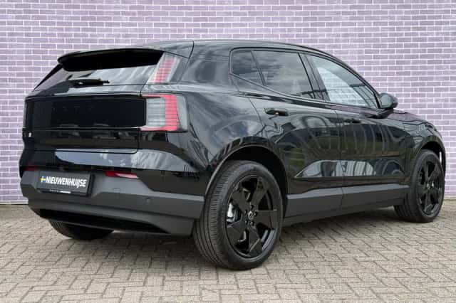 Volvo EX30 (2026) thumbnail 3