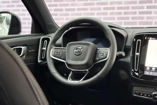 Volvo EX40 (2026) thumbnail 17