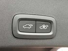 Volvo EX40 thumbnail 18