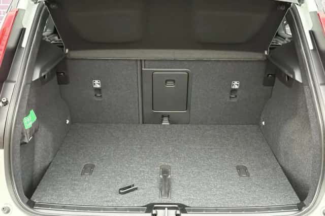 Volvo EX40 (2026) thumbnail 19