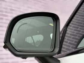 Volvo EX40 thumbnail 21